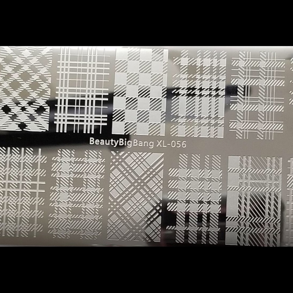 Geometric design nail stamp plates -2 pcs